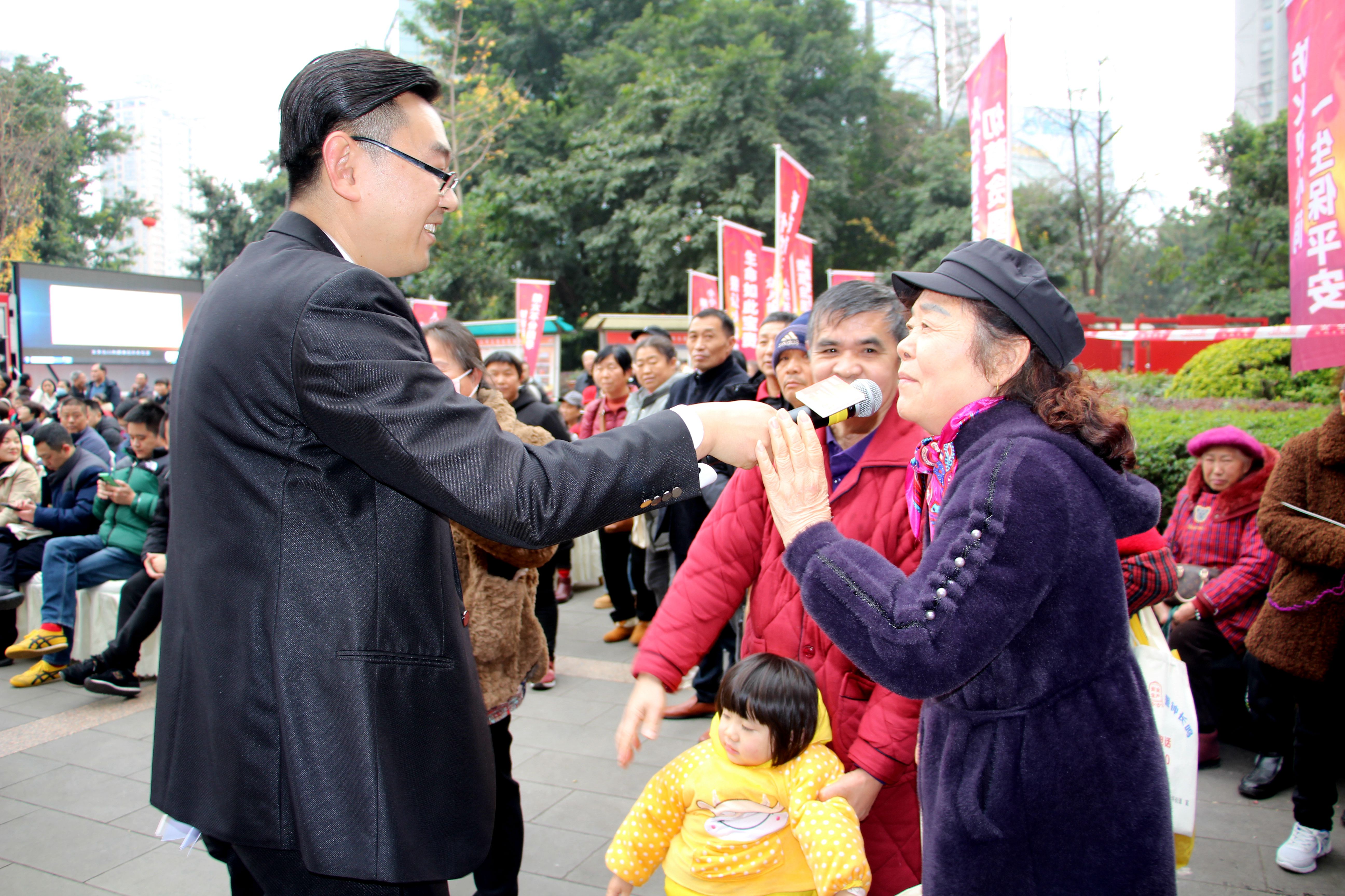 亮“絕活”!比“絕招”!賽“絕技”! 亮“絕活”!比“絕招”!賽“絕技”!